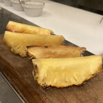 Nose to Tail - 炭焼き石垣パイン