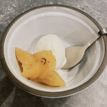 Nose to Tail - 炭焼き石垣パイン・牛脂入りアイス・アイスティー