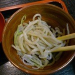 お食事処 やかた  - ミニそばは一口サイズ