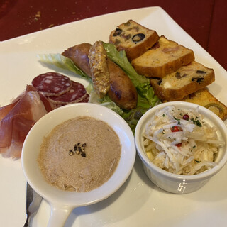 ビストロ ル・プティ・リュタン_1