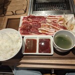 Yakiniku Raiku - 