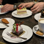 LE PATISSIER TAKAGI - 