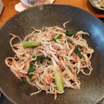 Tsukumo - 生桜えびのちらし蕎麦
