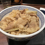 吉野家 - 今までの中で一番白い牛丼