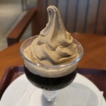 トラジャコーヒー - コーヒーゼリーフロート