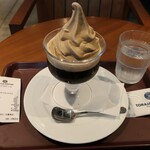 トラジャコーヒー - コーヒーゼリーフロート 450円