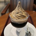 トラジャコーヒー - コーヒーゼリーフロート