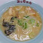 みっちゃんラーメン - 焼き飯定食のラーメン