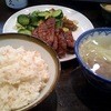 牛たん炭焼き 利久 本町店