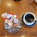 Majorelle Cafe - いちごのトライフルとハンドドリップコーヒー