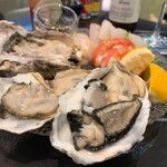 Oyster&Grillbar #lemon - 贅沢イタリアンコース 4500円
シーフードプラッター
  生牡蠣2P/大海老/帆立貝柱/本日の鮮魚