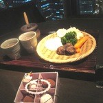 ダイナミックキッチン＆バー 燦 - 付き出しの野菜