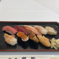 鮨処 竜敏 - いくらも工夫がされている