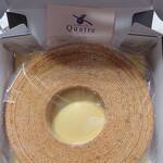 キャトル - バウムクーヘン　中サイズ　税込1620円