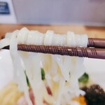 きりん食堂 - 麺アップ