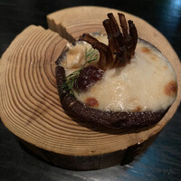 ラ・ボンヌターブル - 