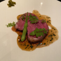 ラ・ボンヌターブル - 