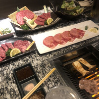 焼肉 宮中 - 