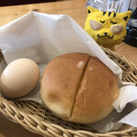 Komeda Kohi Ten - パンは、期間限定のローブパンで