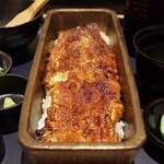 Unagi Yondaime Kikukawa - 一本ひつまぶし(5,540円)
                        一本ひつまぶし
                        小鉢･肝吸･漬物･薬味