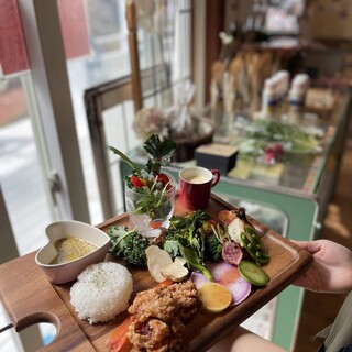 小さなしあわせあつまるカフェharappa_1