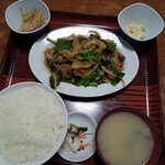 盛岡食堂 - レバニラ炒め定食