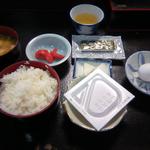 富士園 - 次の日の朝食。定番のオンパレード。