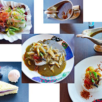 ダイニング ブルーム(軽井沢浅間プリンスホテル) - プリンスオリジナルカレー，信州ハーブ鶏のグリーンカレーとデザートセット