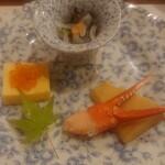 くずし割烹花々 - 先付 酢の物 筍の煮物 蟹爪 厚焼き玉子イクラ