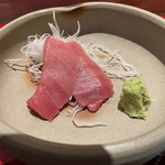 Sushi Kura - 戸井鮪中トロ