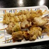 Za Isago - 鶏肉とねぎ大串焼2本：198円+税、鶏皮串焼き2本：198円+税