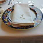 フレンチレストラン ミクニ サッポロ - ２０２２年５月１日のテーブルセット