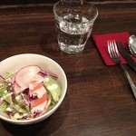 トロワ・サージュ - ランチ　サラダ