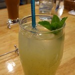 アラブ料理専門店 七つの丘 SEVEN HILLS - レモン＆ミント