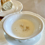 プロヴァンスの日曜日 - プチコース(\3,300)　特製スープ