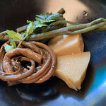 山菜川魚料理 湯谷亭 - 筍と山菜の煮つけ