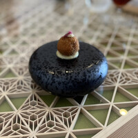 レストラン ラルモワーズ - ランチコース（税サ込み５０００円）スタートは黒毛和牛の一口コロッケ