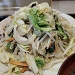 Tanuki - 肉野菜炒め