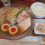 麺屋 春花 - 冷やし鯖醤油麺 & 鶏茶漬け