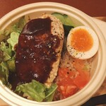 スープテリア - ミートローフ丼、牛すじミネストローネ