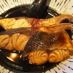 うみからそらへ - 煮付  ブリの切り身×２  ＋オマケ