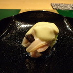 野嵯和 - 蛤と椎茸、分葱のピスタッチオソース