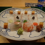 野嵯和 - お造りは、ヒラメと海老。ヘーゼルナッツ醤油キューブ