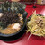 豚骨醤油ラーメン 王道家 - 料理写真:チャーシュー麺　のり　キクラゲ　ネギ丼