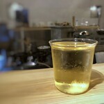 (食) ましか - ＊氷なしハイボールは東京の人気店の品のような感じかしらと思ったのですけれど、 濃度が丁度良く飲みやすい。これ好きかも。^^