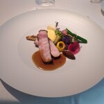 レストランひらまつ 広尾 - 豚ロースト、野菜も旨い