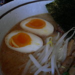 麺屋 万年青 - 味卵トッピング