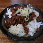 麺屋 万年青 - スタミナごはん