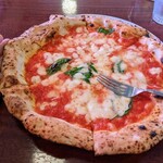 Napul - 手とフォークで大きさ比較