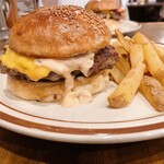 HYOE'S BURGERS + FRIES - 